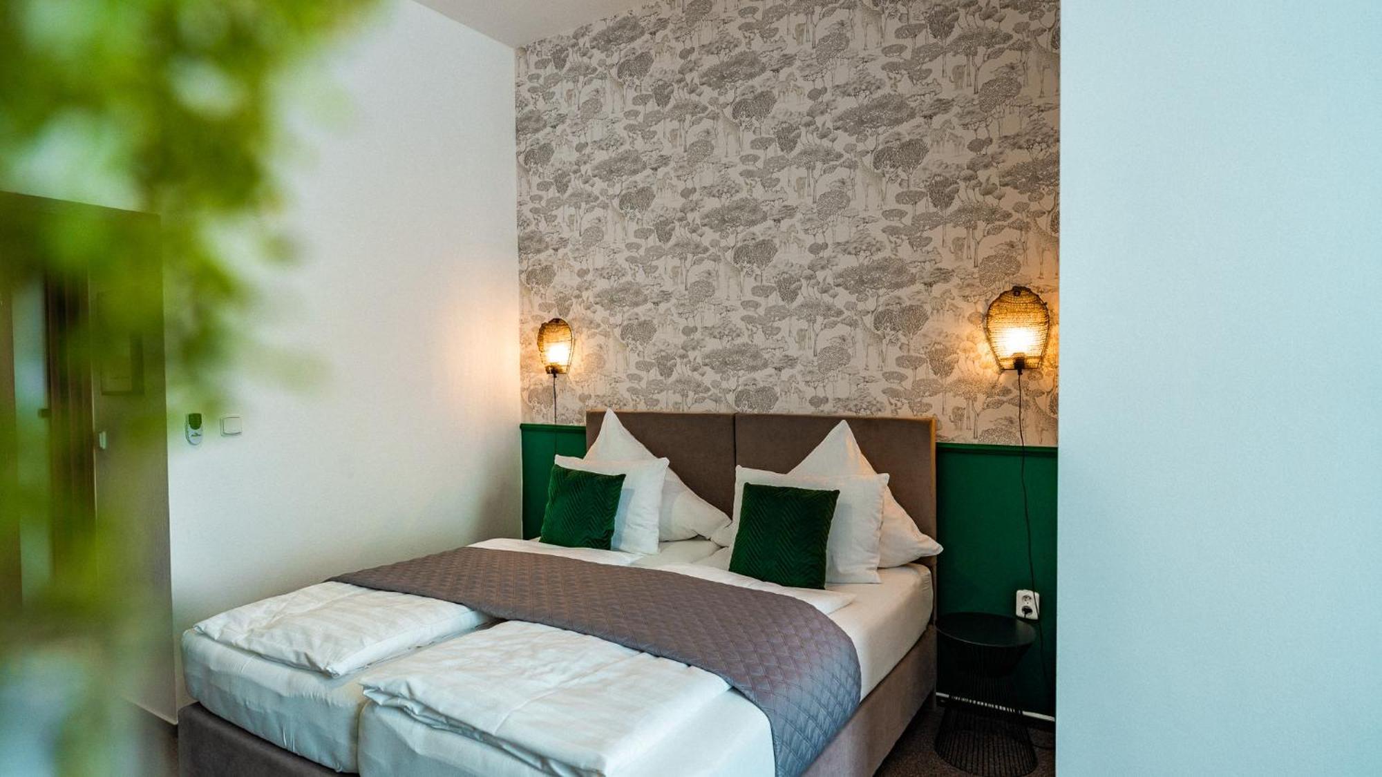 House Hotel Hradec Králové Buitenkant foto