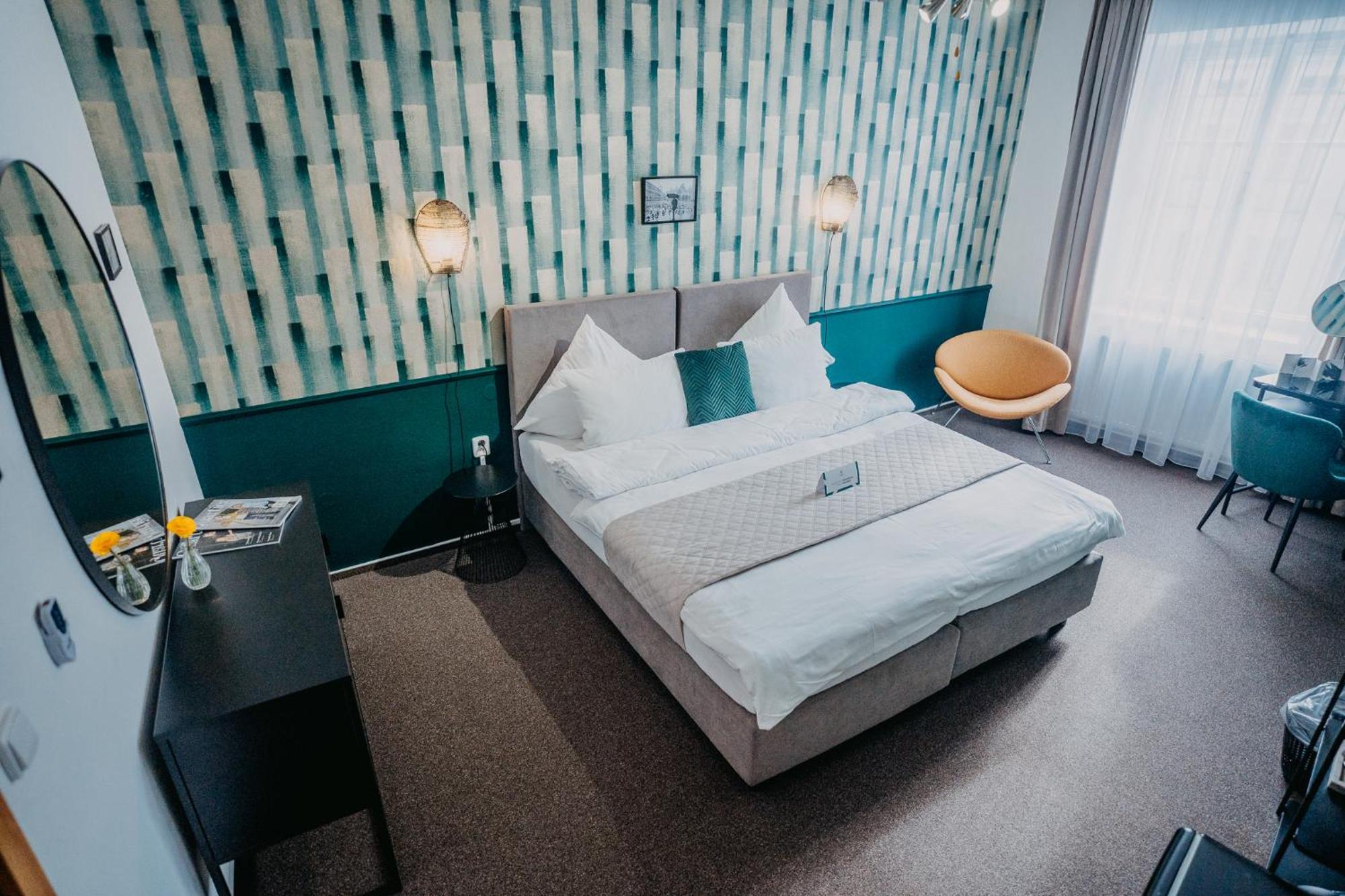 House Hotel Hradec Králové Buitenkant foto
